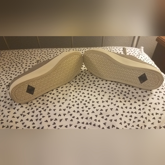 Sperry Gray Casual Sneakers Leather Size 7 Women's New Without box - Picture 7 of 7